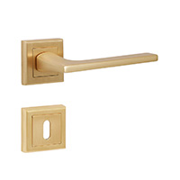 Arany színű kilincs